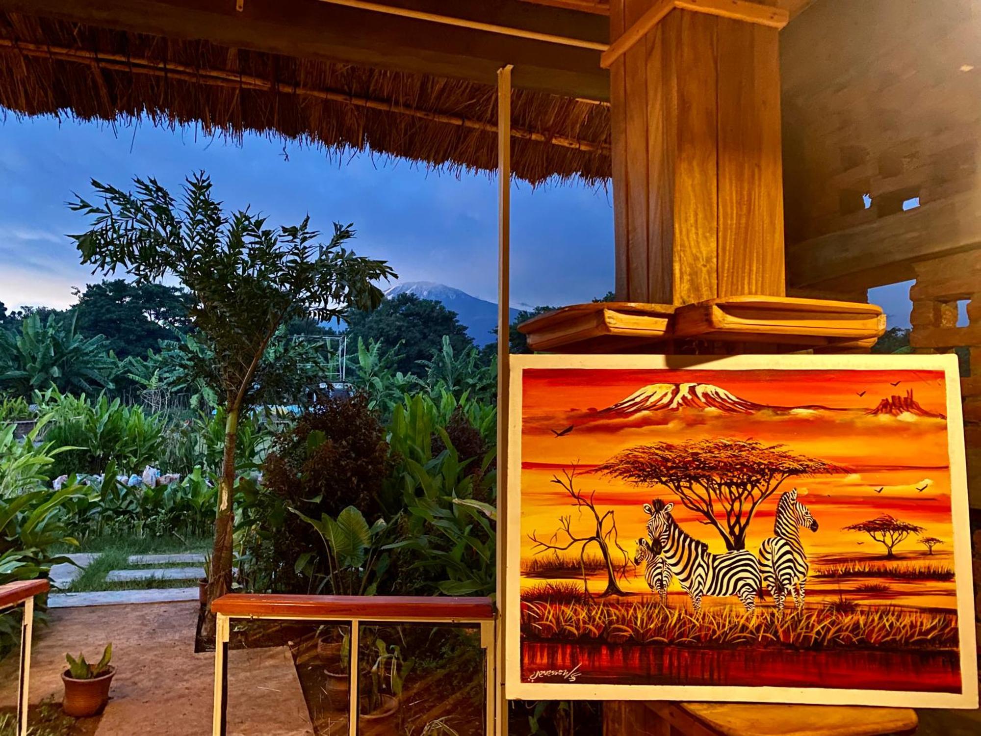 Mount Kilimanjaro 360 View Cottage Uru Exterior foto